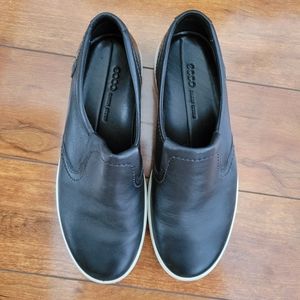 Ecco Black Slip On Sneakers Size 8